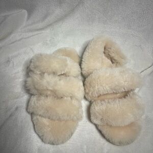 Fluffy Cream Slippers